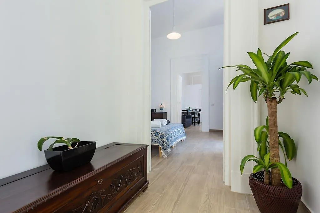 Rosaroll 161 Apartment Naples Italy